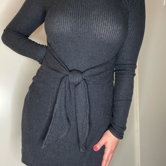 πHPπ NWOT A&F Tie Dress - Picture 3 of 3